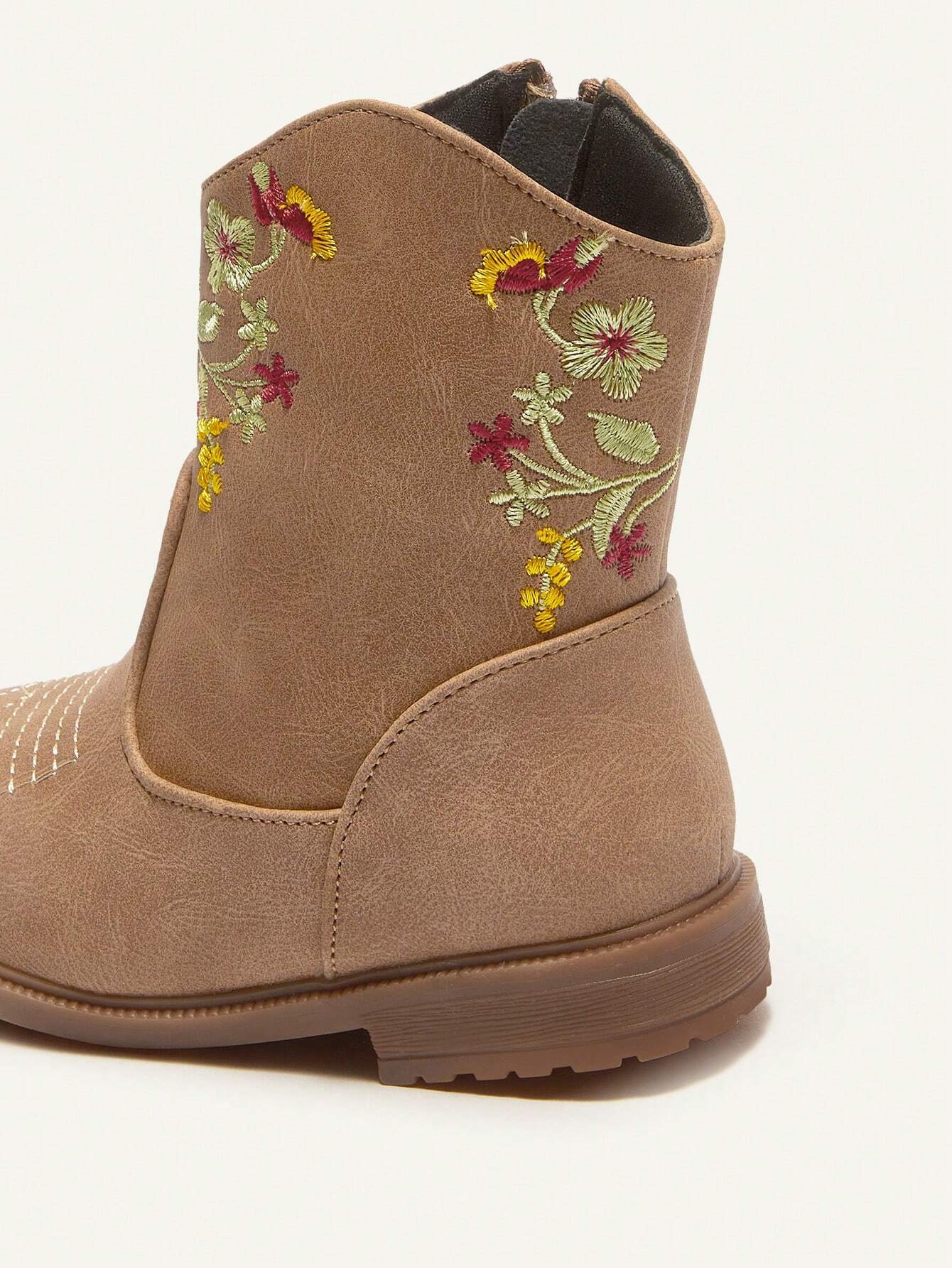 Embroidery Breathable Flat Ankle Boots With Zipper