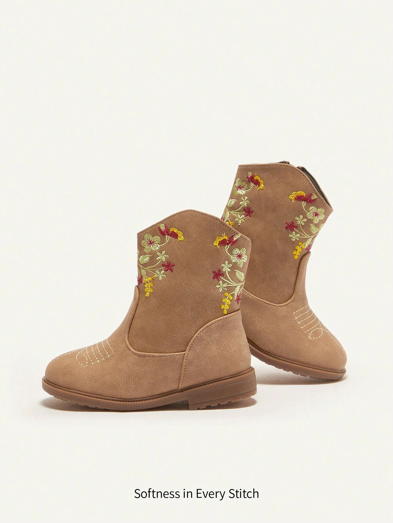 Comfortable Embroidery Breathable Flat Short Boots With Zipper