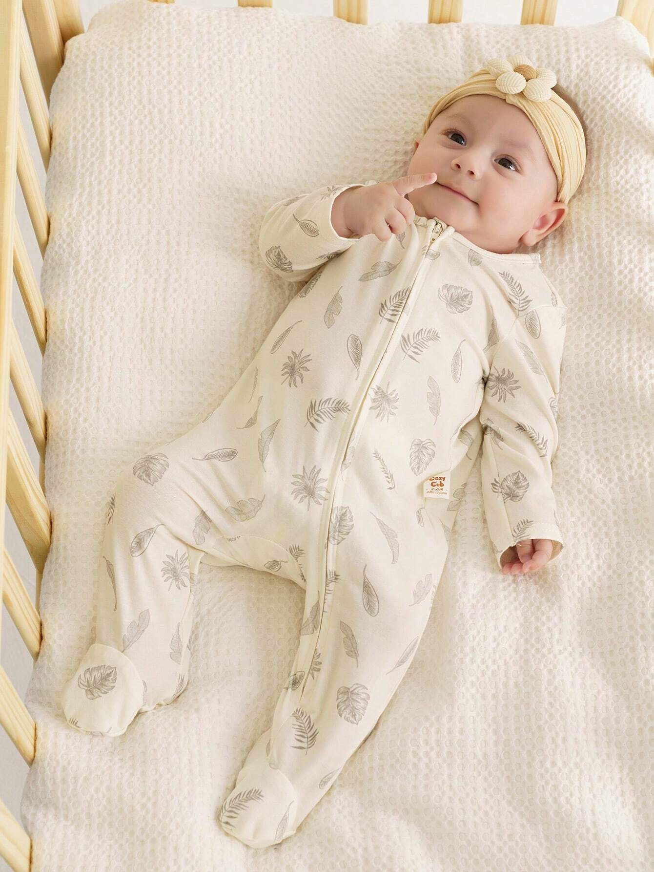 Newborn Baby Boys' & Girls' Colorful Apricot Contrast Color Knitted Footed Romper With Plant & Floral