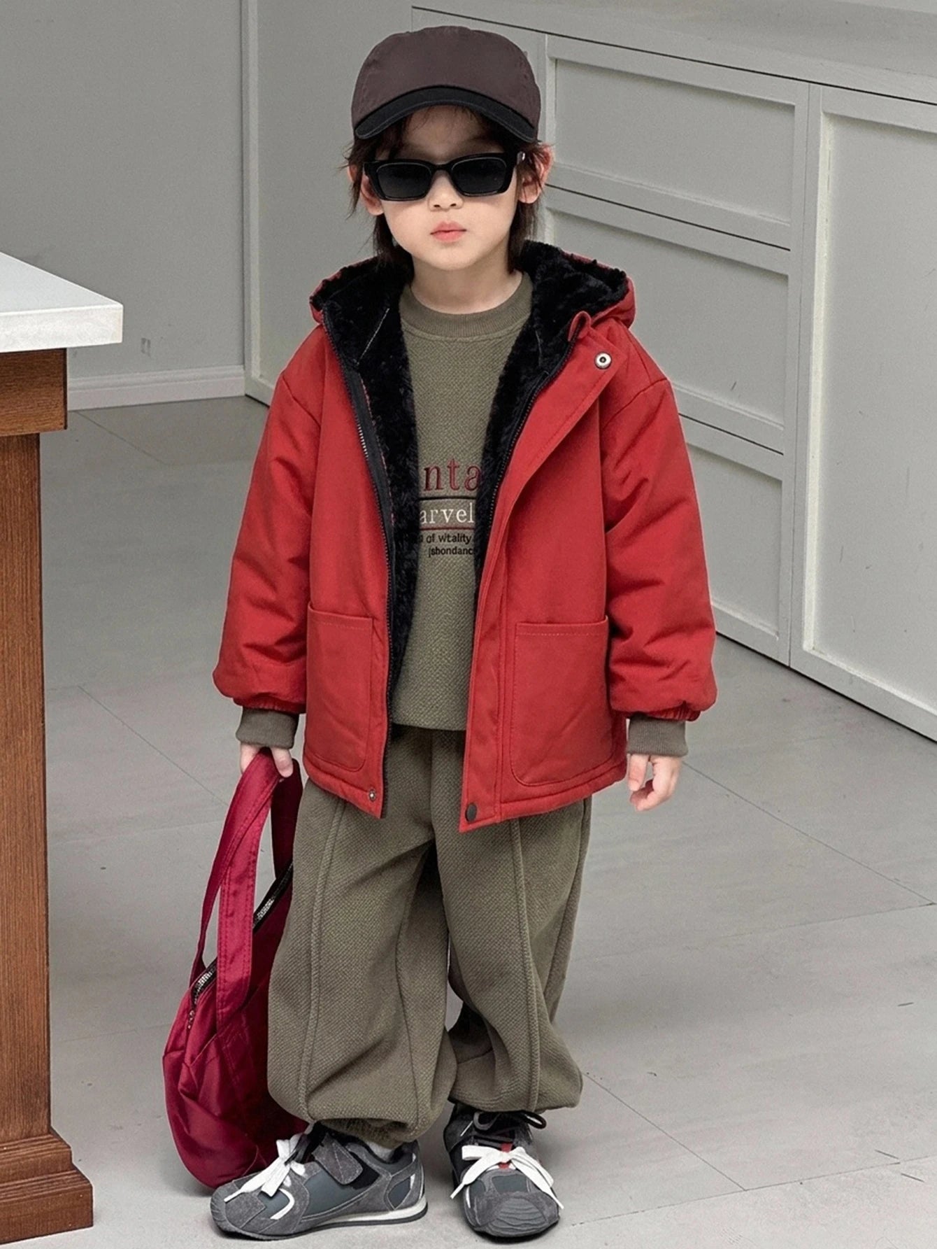 Young Boy Solid Color Long Sleeve Zip-Up Hooded Winter Jacket