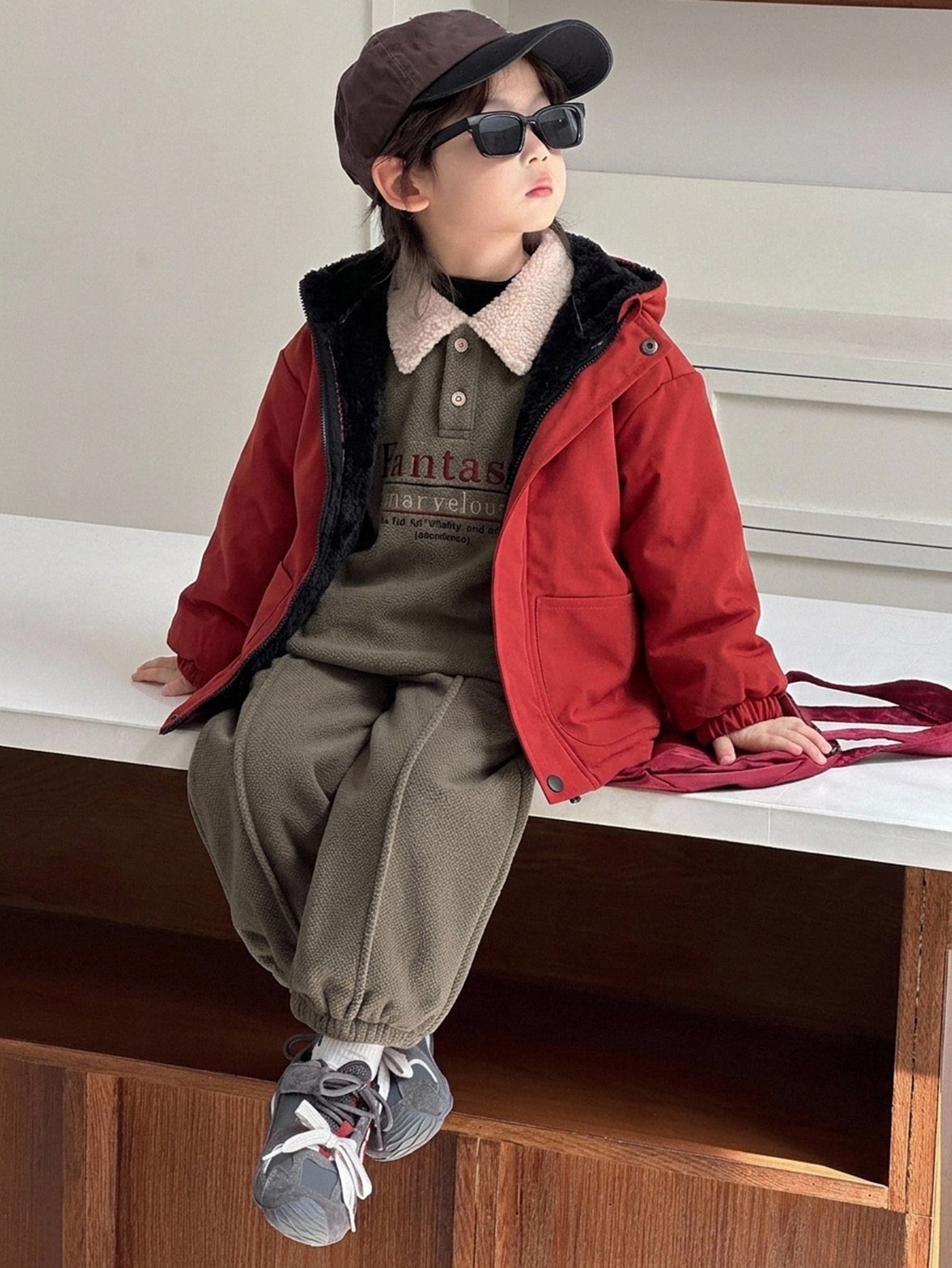 Young Boy Solid Color Long Sleeve Zip-Up Hooded Winter Jacket