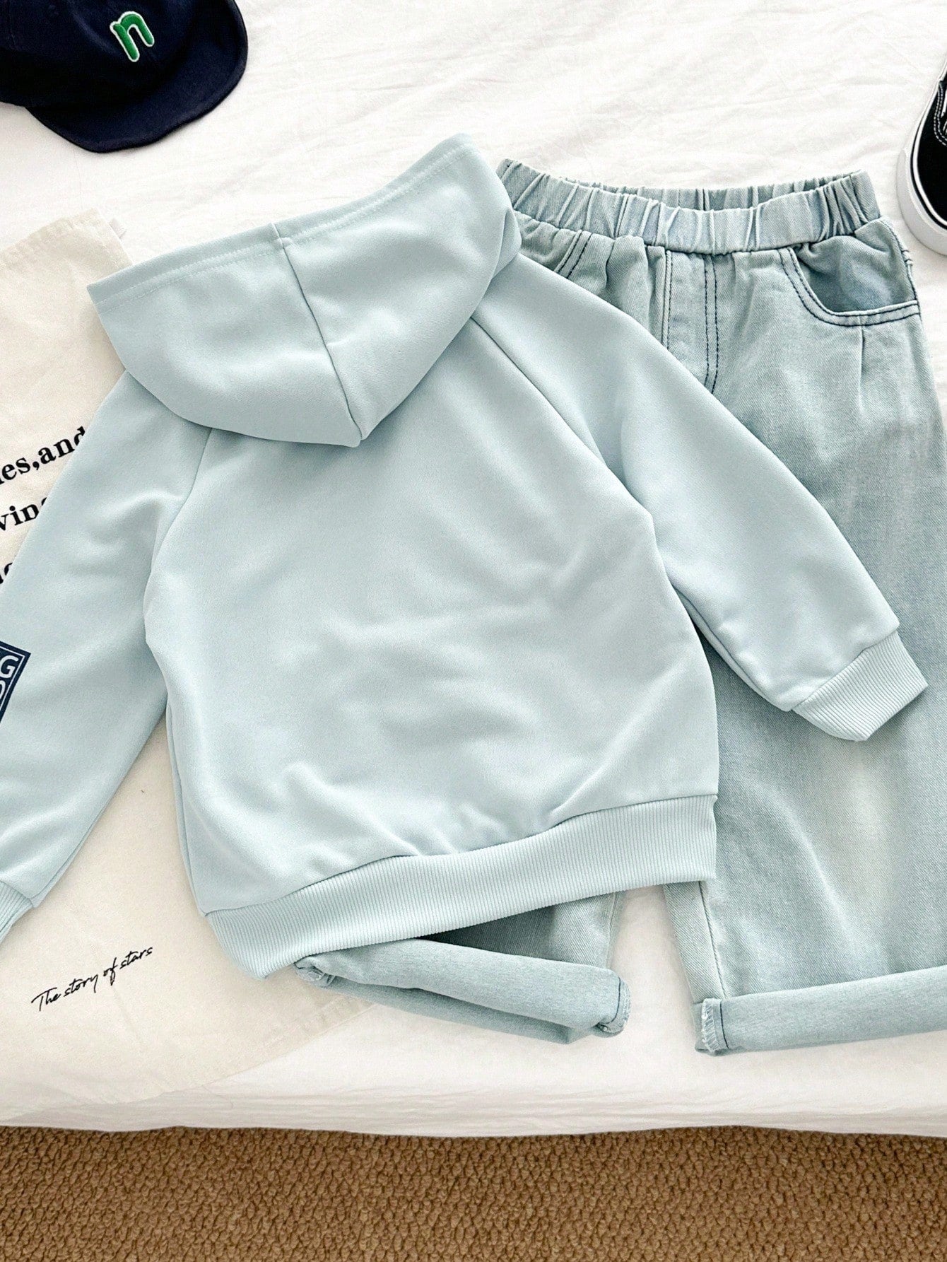 Letter Print Top & Denim Jeans 2pcs Back-To-School Outfit