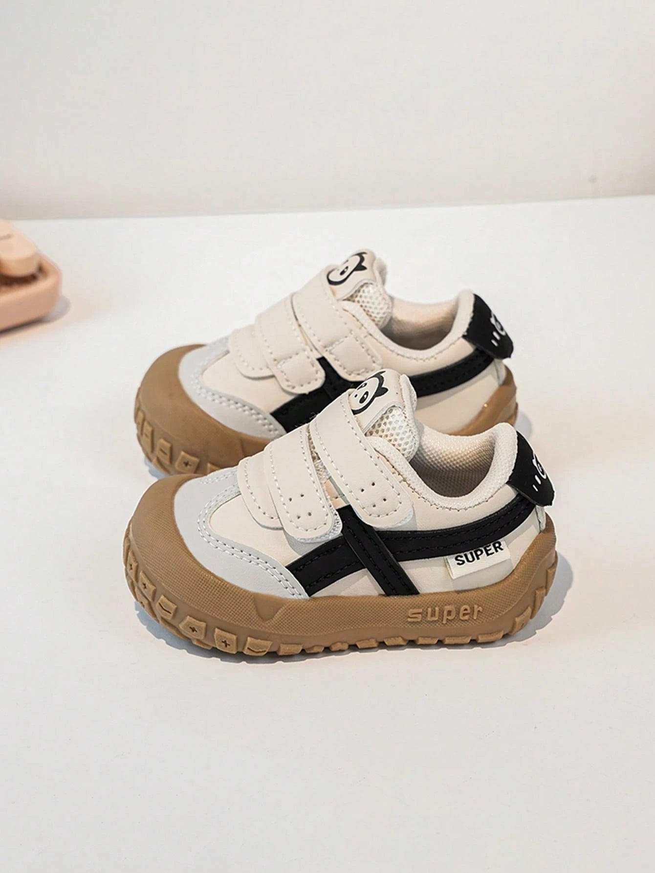 German Training Shoes Classic Patchwork Design