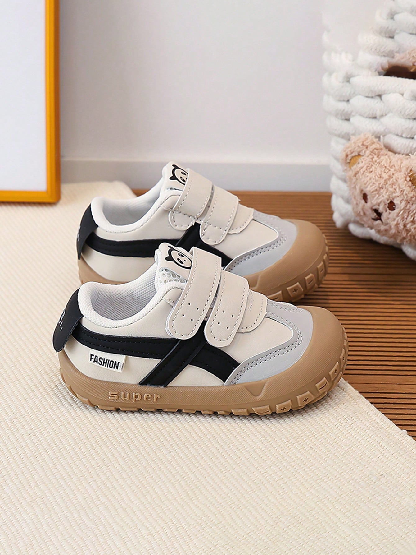 German Training Shoes Classic Patchwork Design