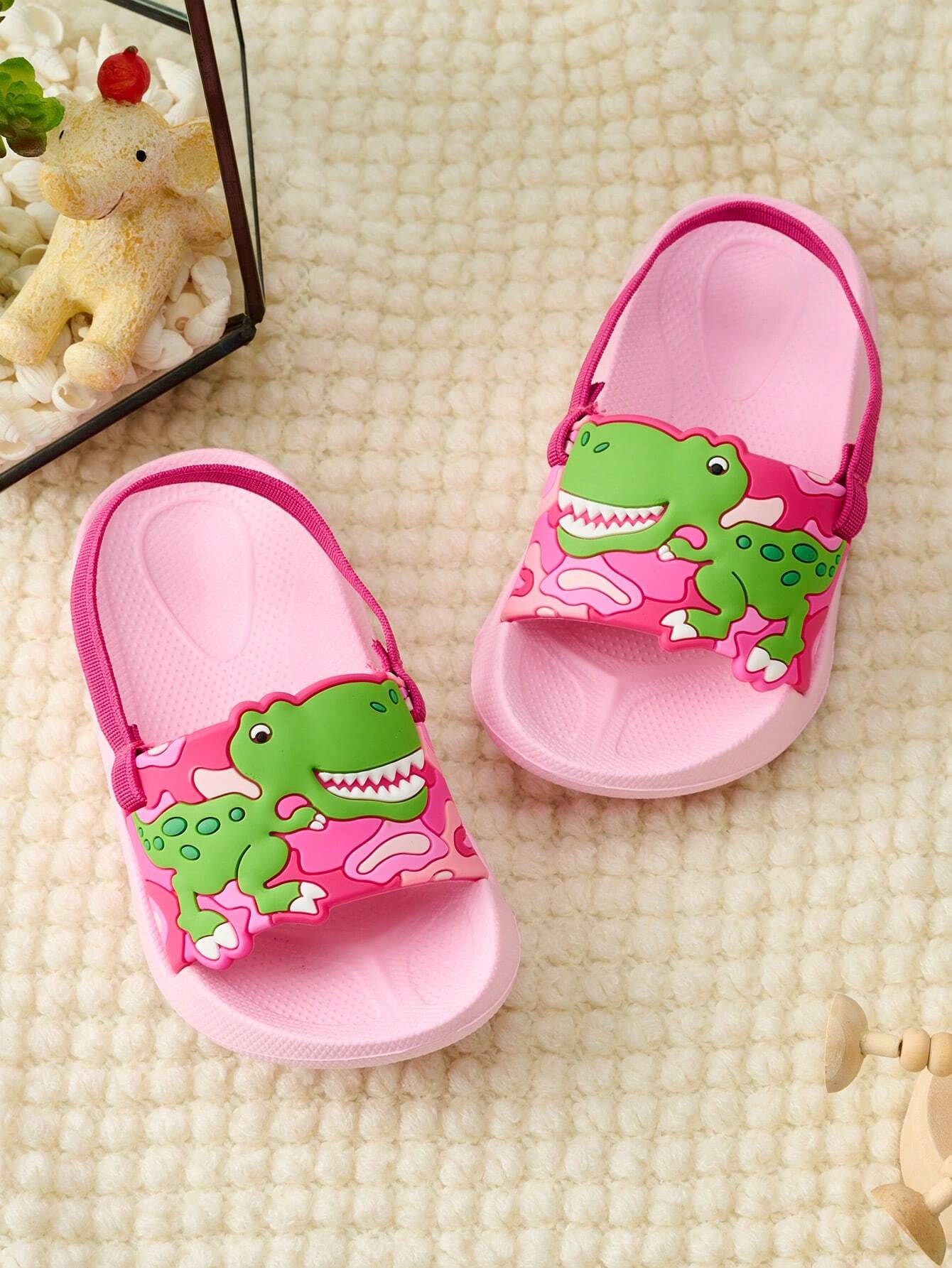 Girls' Pink Comfortable Casual Slippers 23