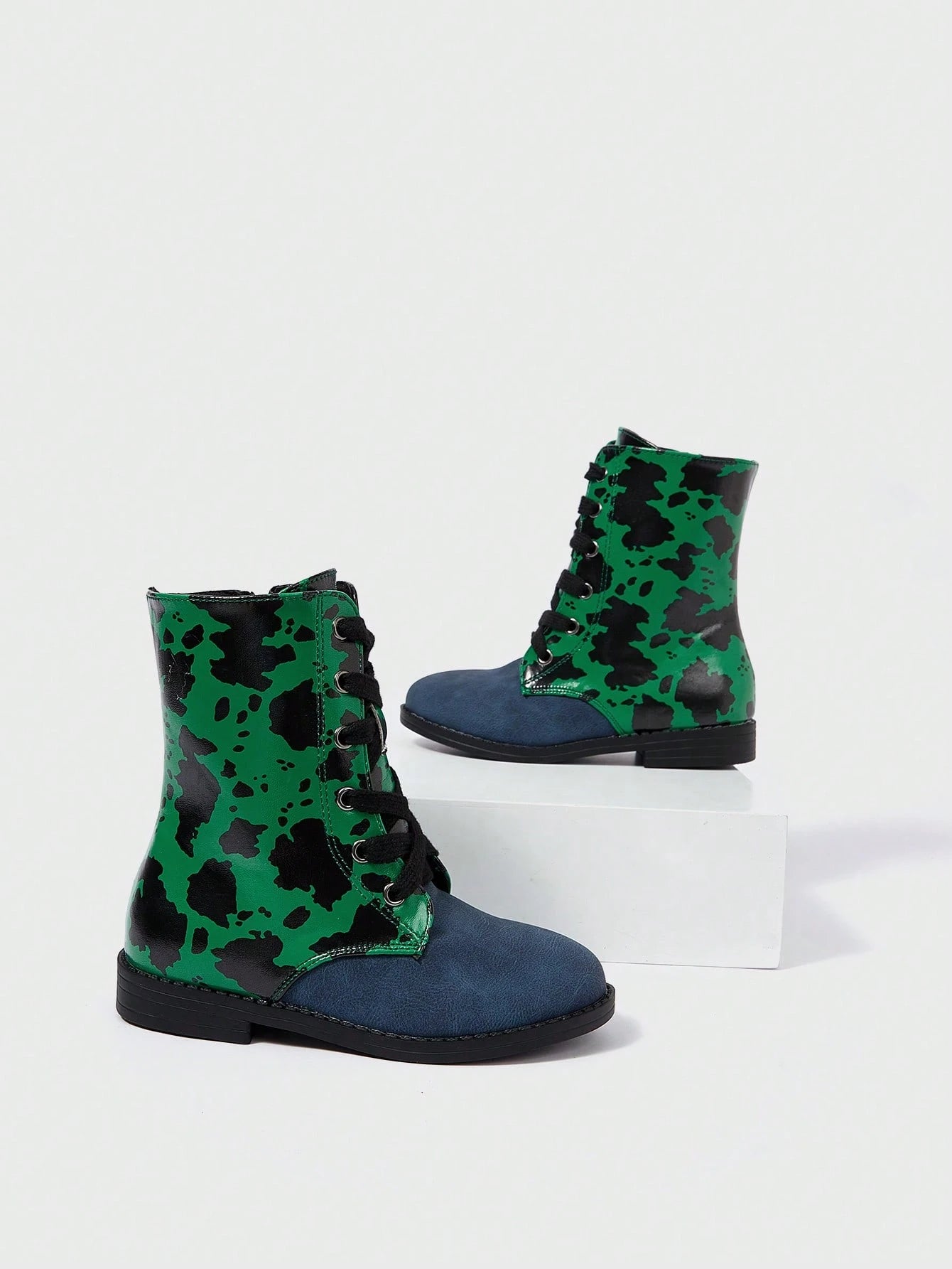 Green Comfortable And Wear-resistant Leopard Print Boots With Patchwork