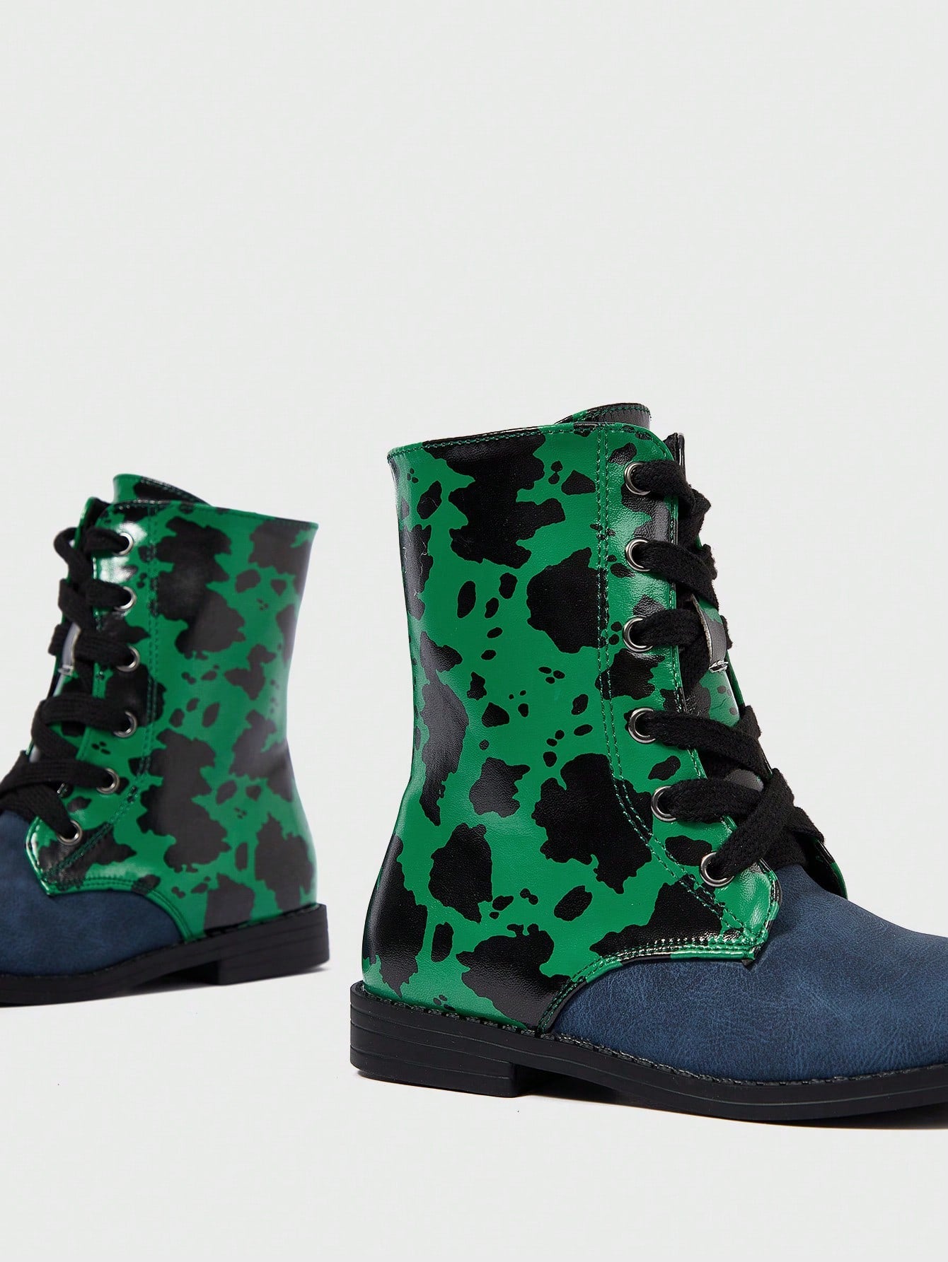 Green Comfortable And Wear-resistant Leopard Print Boots With Patchwork