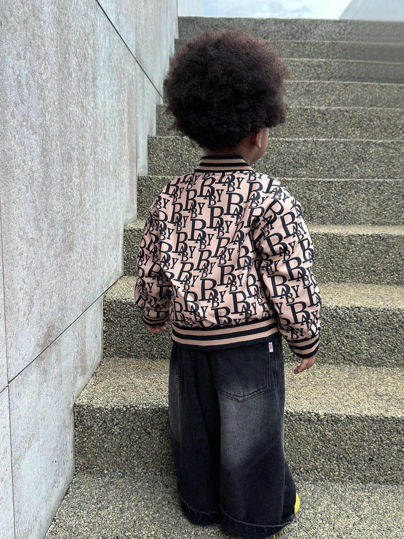 Baby Boy Contrast Stripes Ribbed Collar Cute Bear Print Reversible Zip-Up Jacket