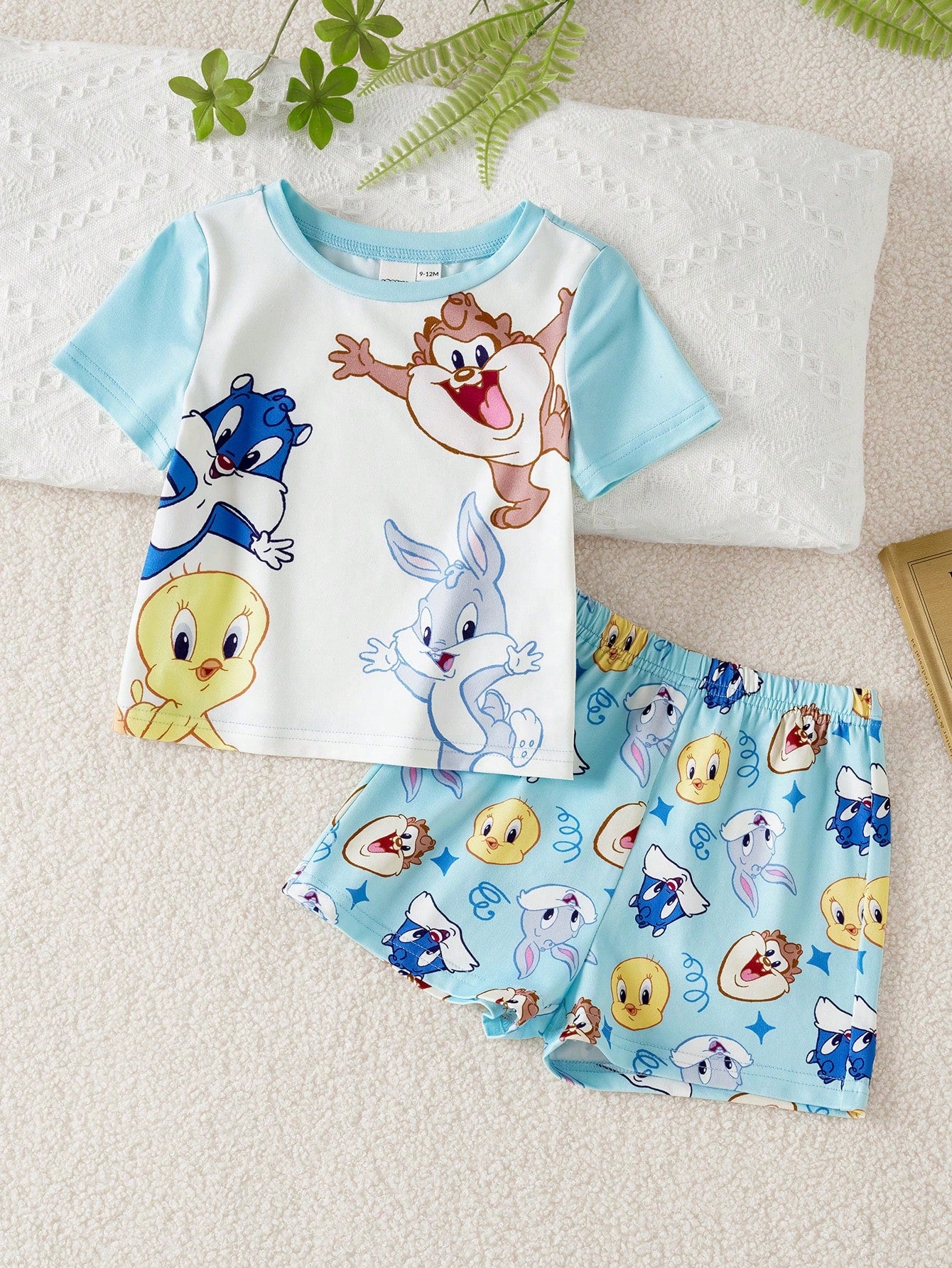 Baby Boy Round Neck Contrast Color T-Shirt And Shorts Pajama Set
