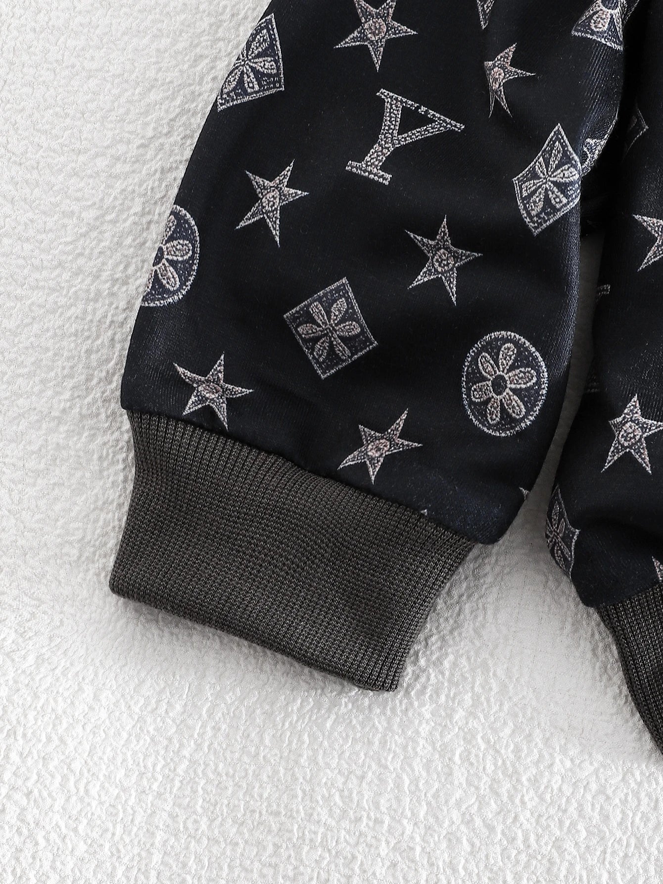 Printed Fabric Half-Zip Polo Collar Sweatshirt And Sports Sweatpants Set