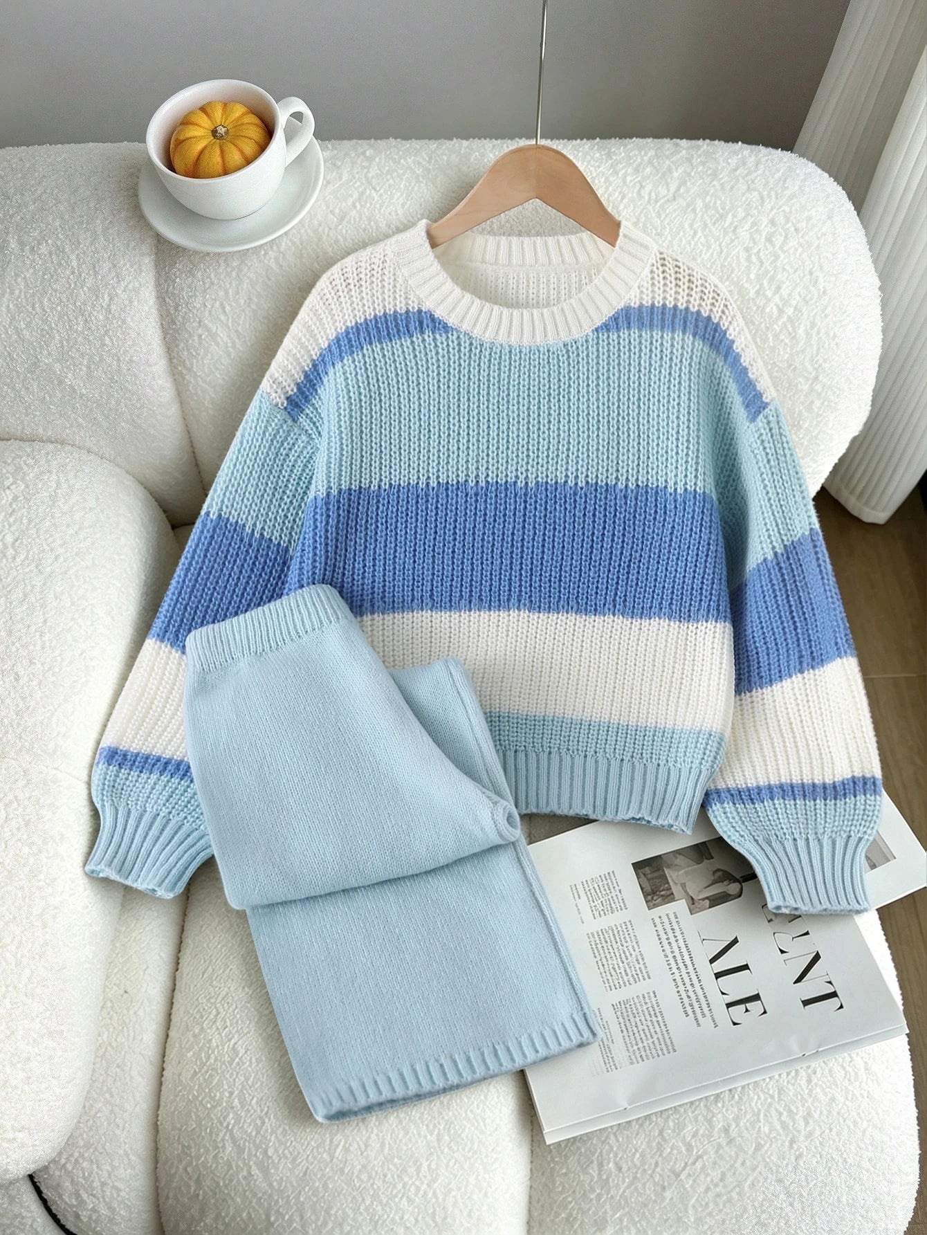 Patchwork Dropped Shoulder Sweater With Light Blue Leg Knit Pants