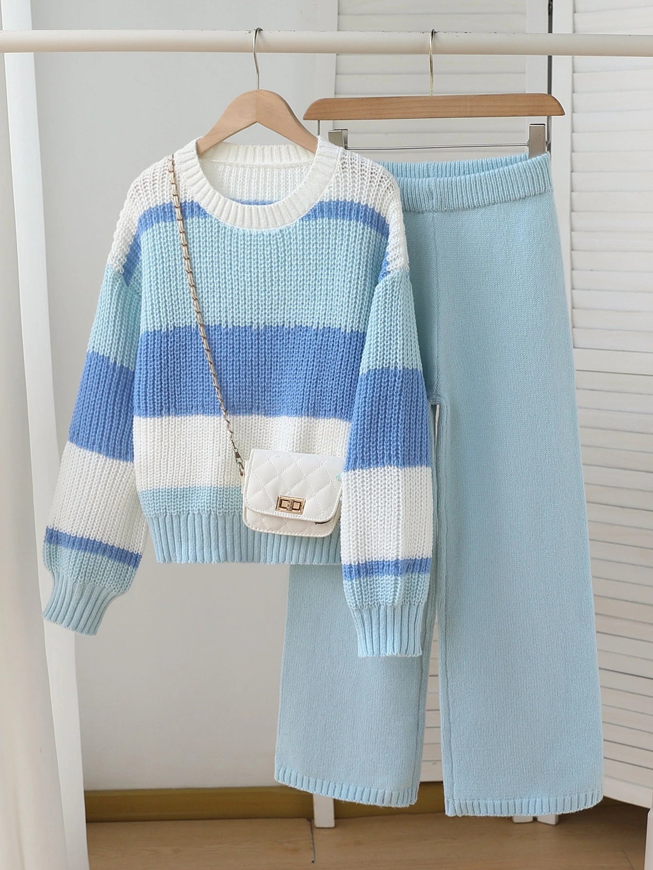 Patchwork Dropped Shoulder Sweater With Light Blue Leg Knit Pants