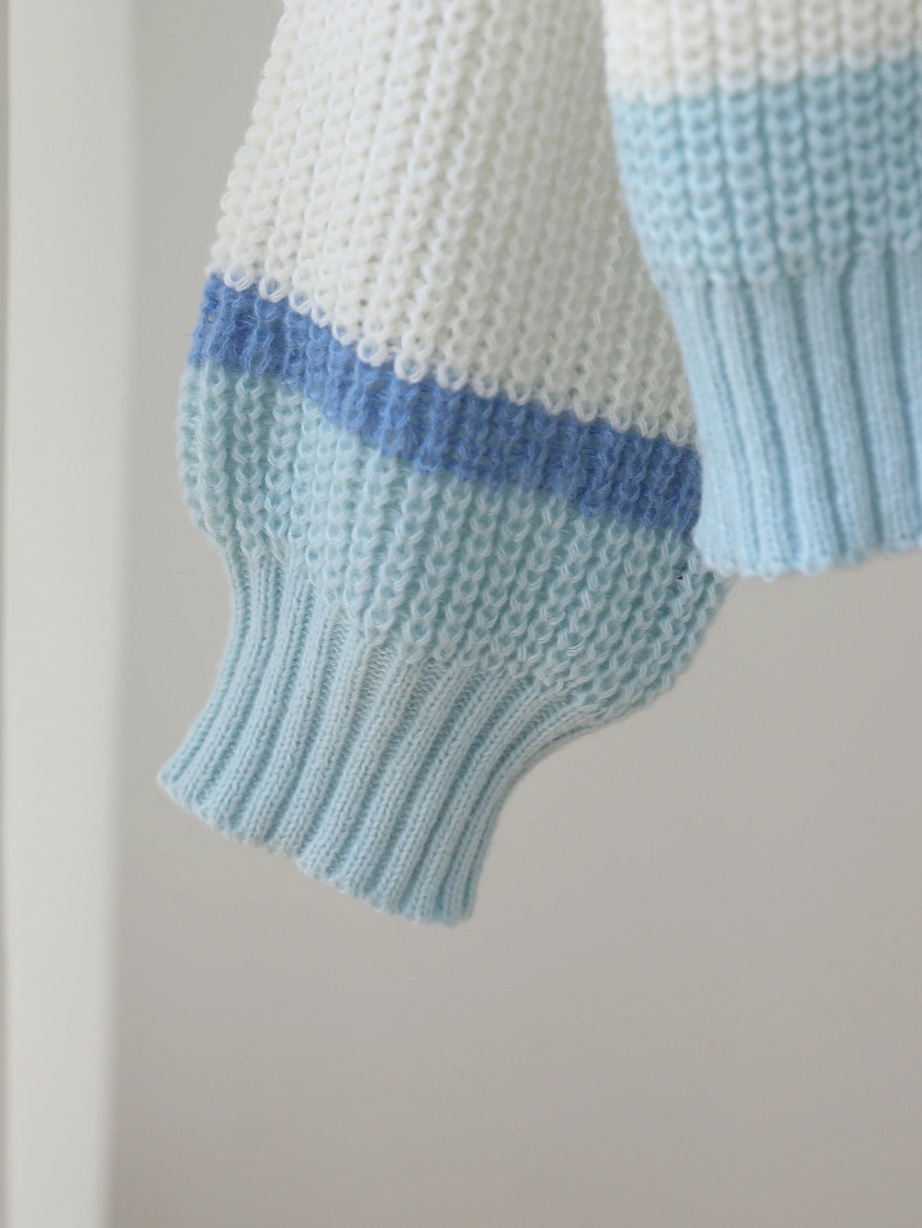 Patchwork Dropped Shoulder Sweater With Light Blue Leg Knit Pants