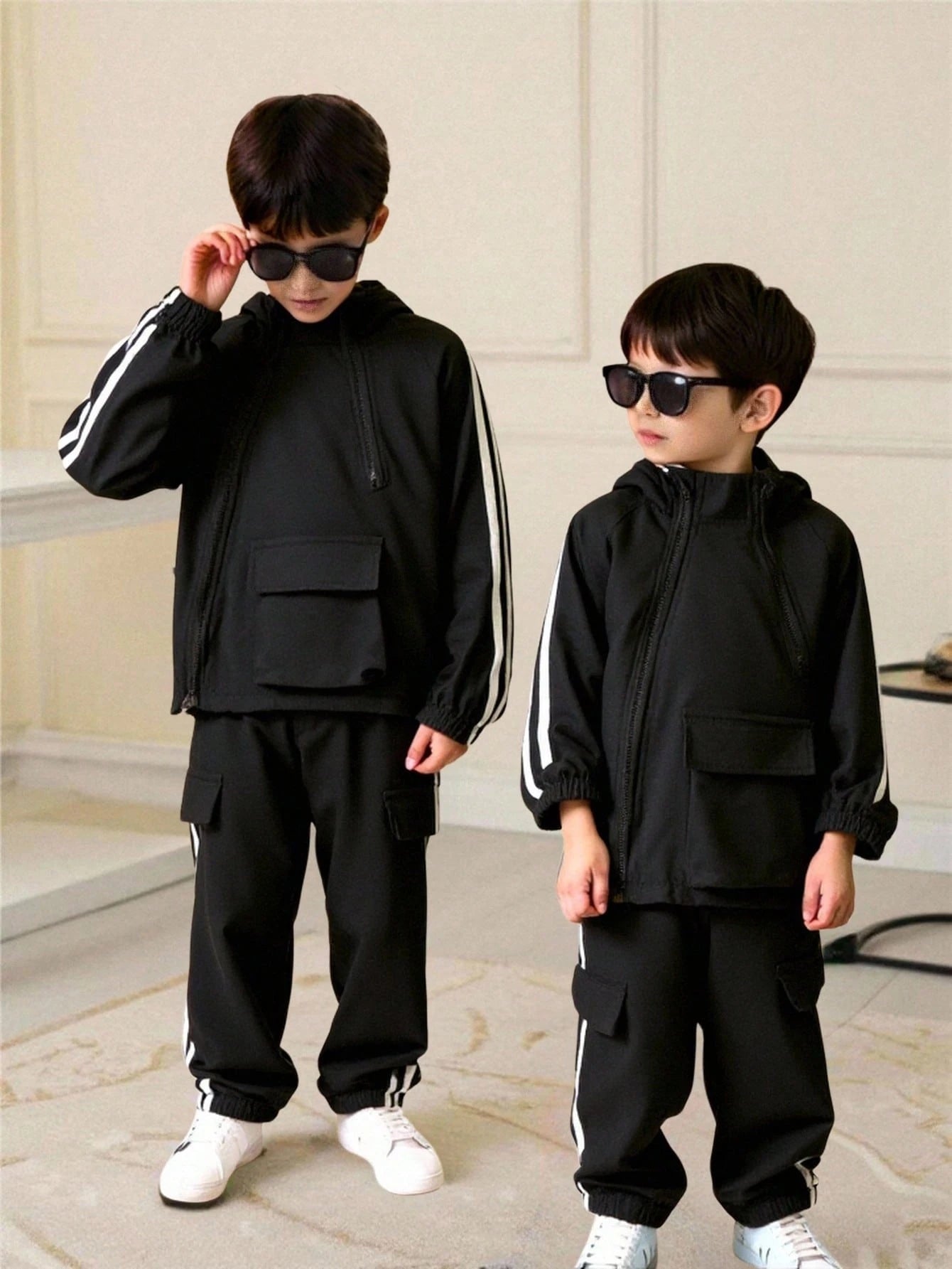 2pcs Young Boy Korean Style Casual Striped Long Sleeve Zip-Up Top + Striped Pocket Casual Pants
