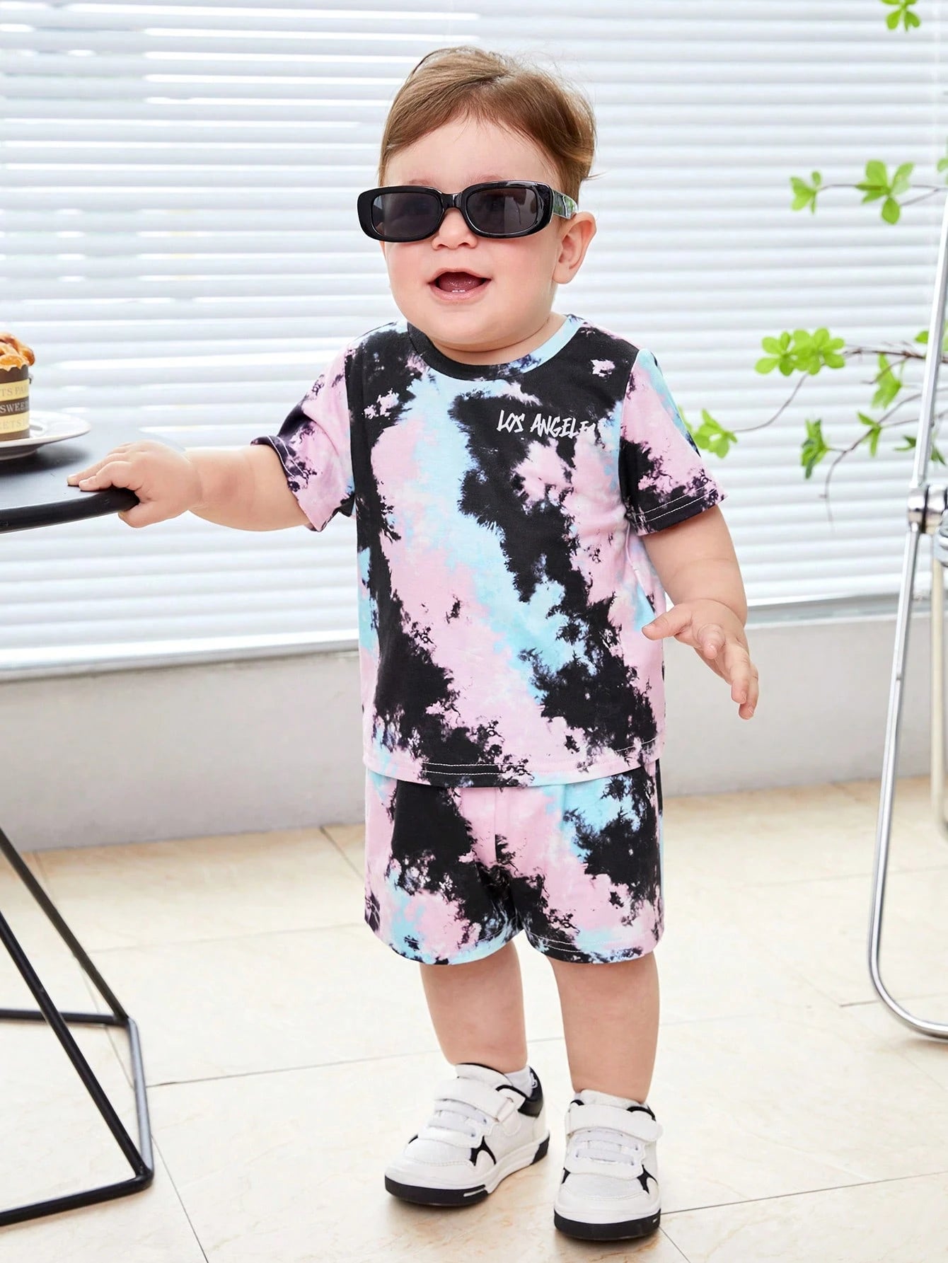 Tie-Dye Pattern Short Sleeve Top & Elastic Waist Shorts 2pcs Set