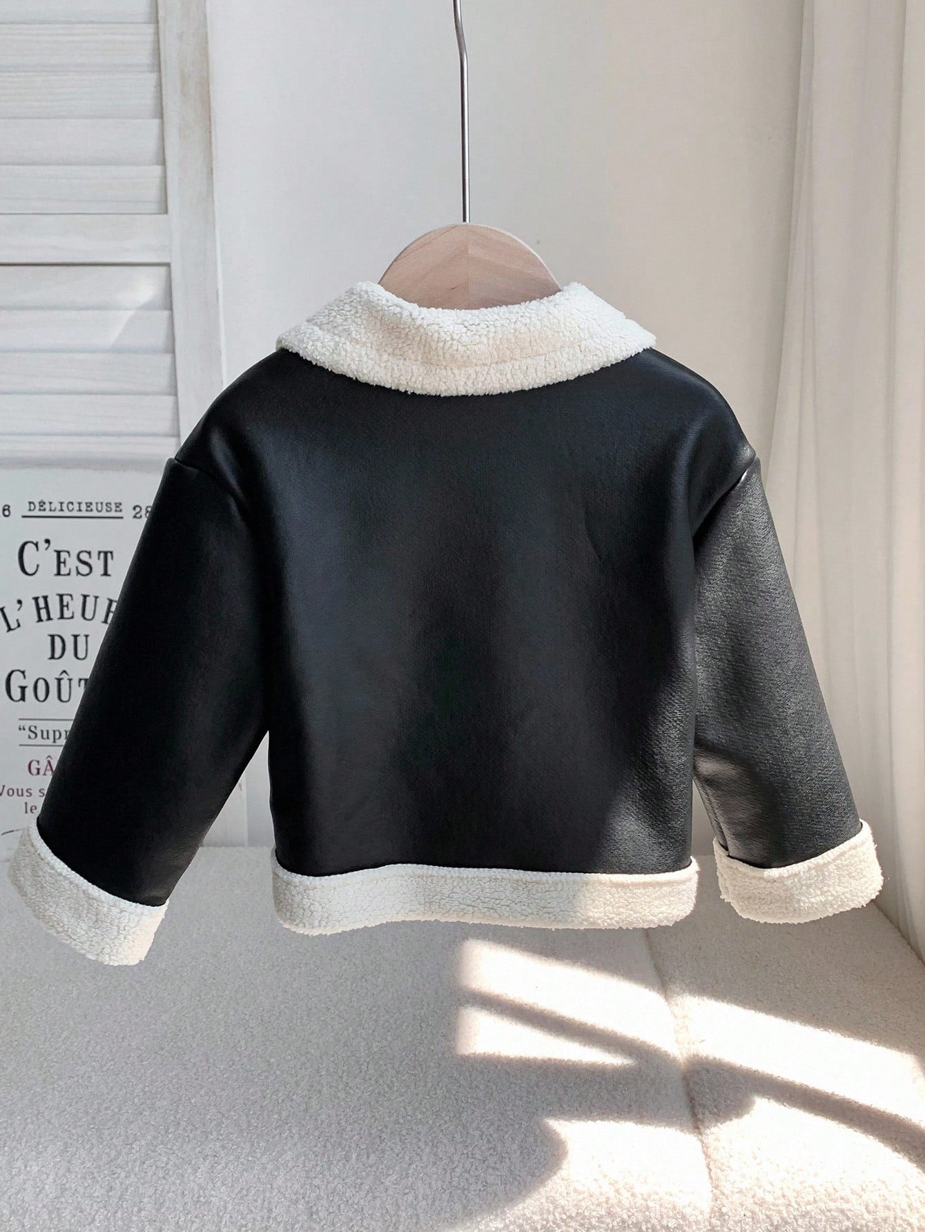 Cute Versatile Color Block Thermal Lined Faux Fur Jacket