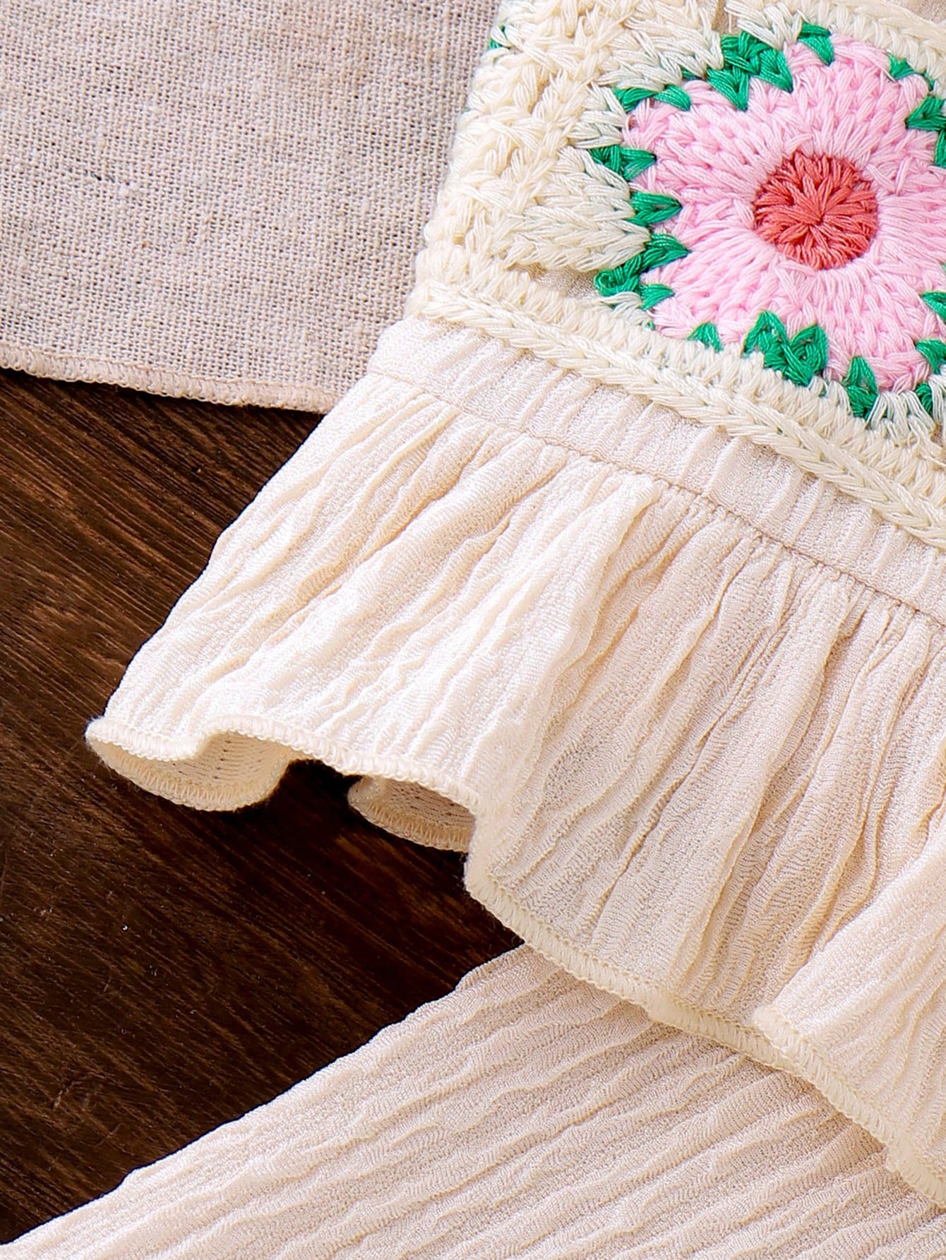 Floral Embroidery Delicate Strap Top & Solid Color Pants 2 Pieces Set