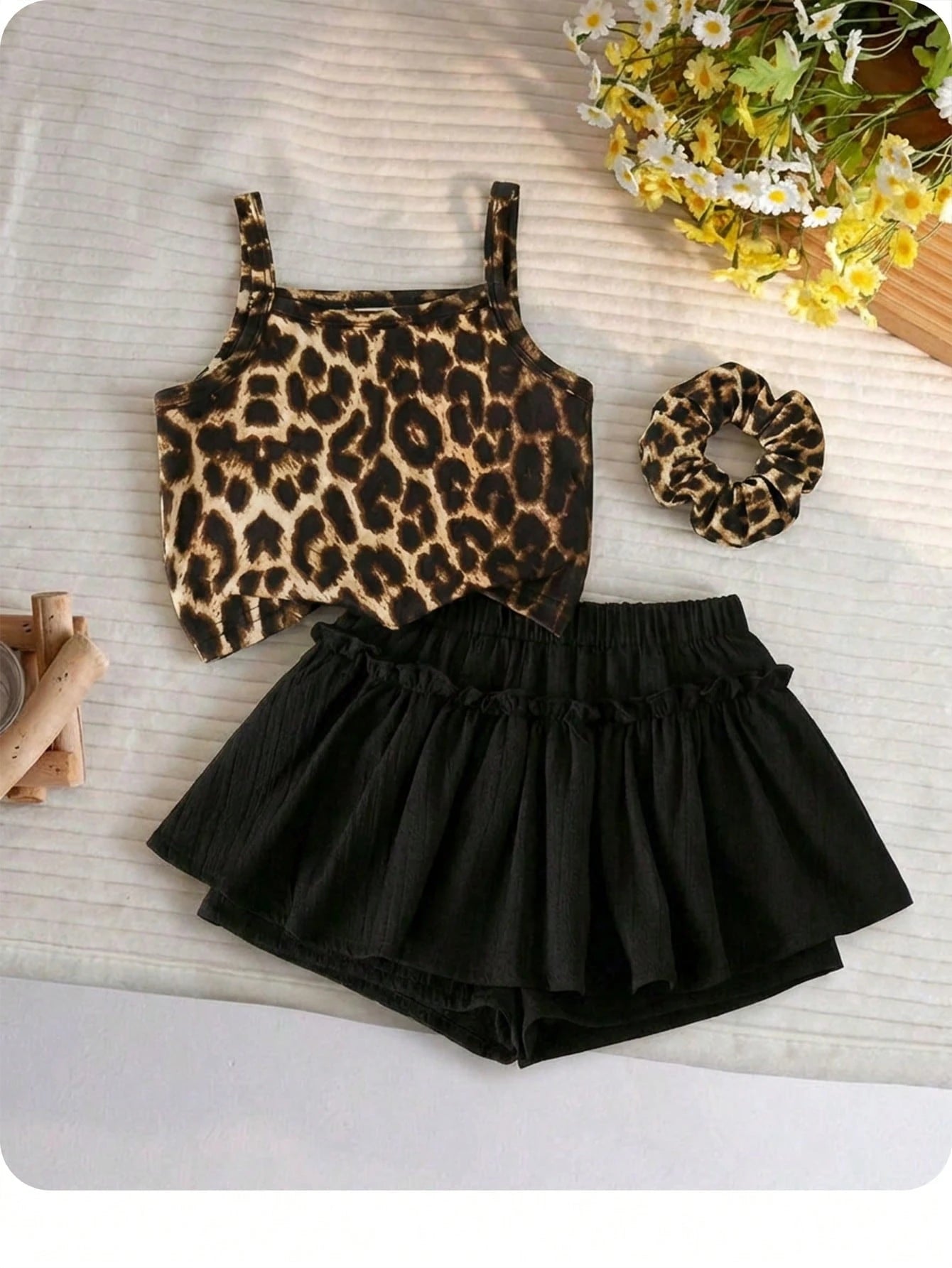 Kids 2 Pieces Leopard Print Camisole And Black Woven Shorts Set