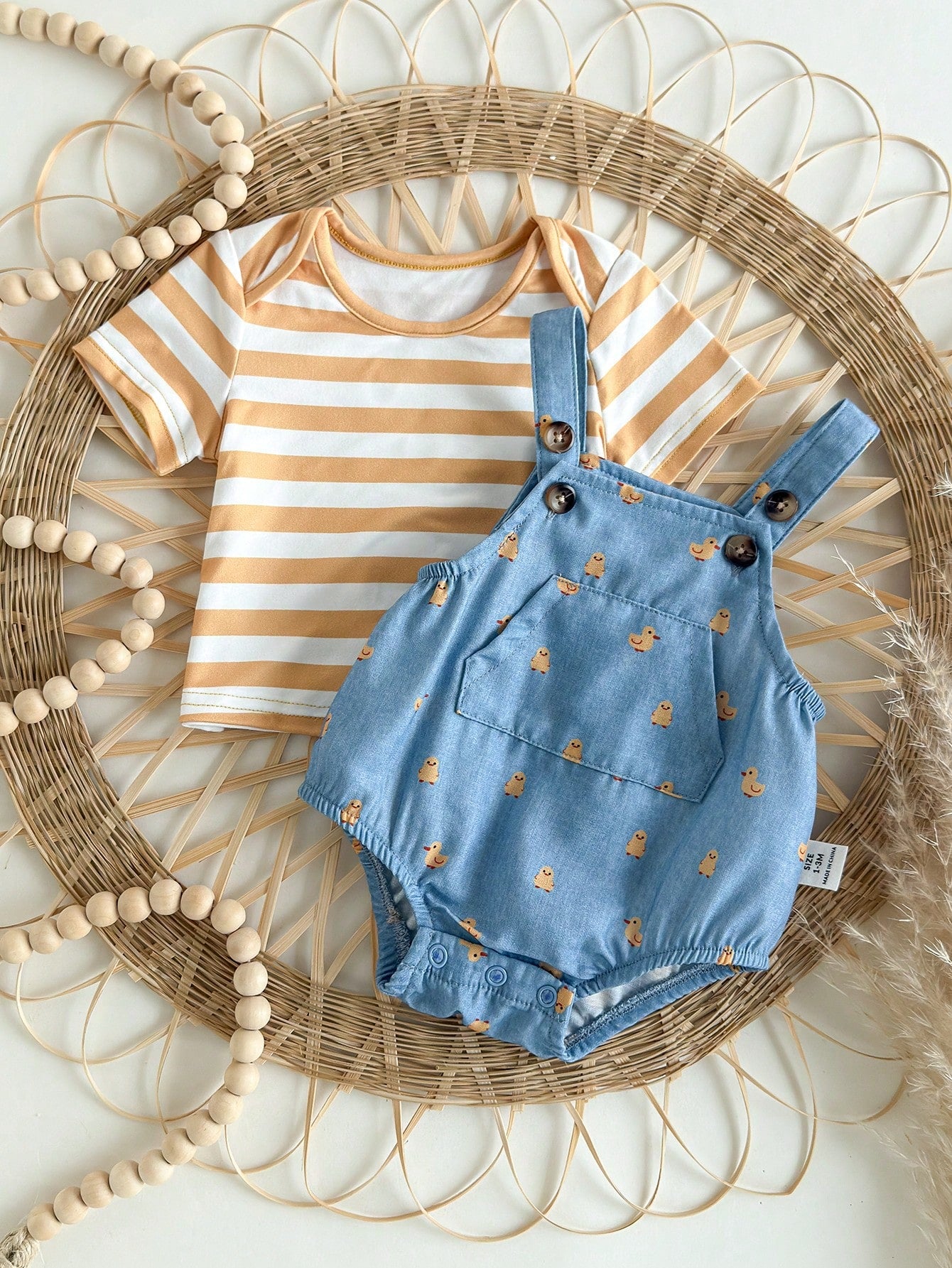 Newborn Baby Girls Cute Striped Top With Cartoon Duck Print Shorts Set