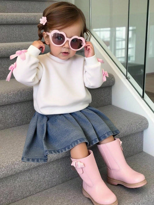 SHEIN Playful Pals Baby Girls' White Bow Sweatshirt & Blue Denim Pleated Skirt Set