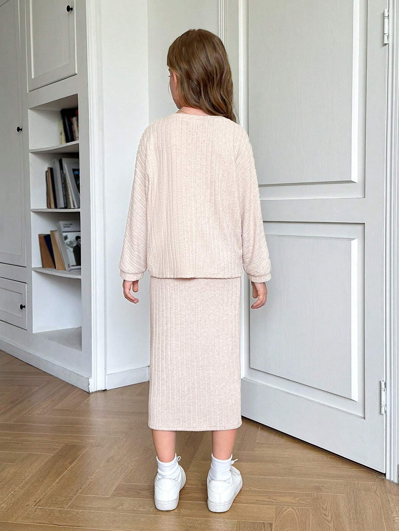 Tween Girls Bat Wing Ribbed Knit Crew Neck T-Shirt And Midi Pencil Skirt
