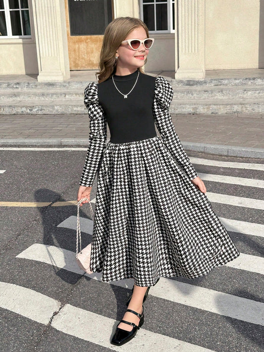 Collar Form-Fitting Ditsy Floral Ruffle Hem Knit Gigot Sleeve Midi Dress Black & White