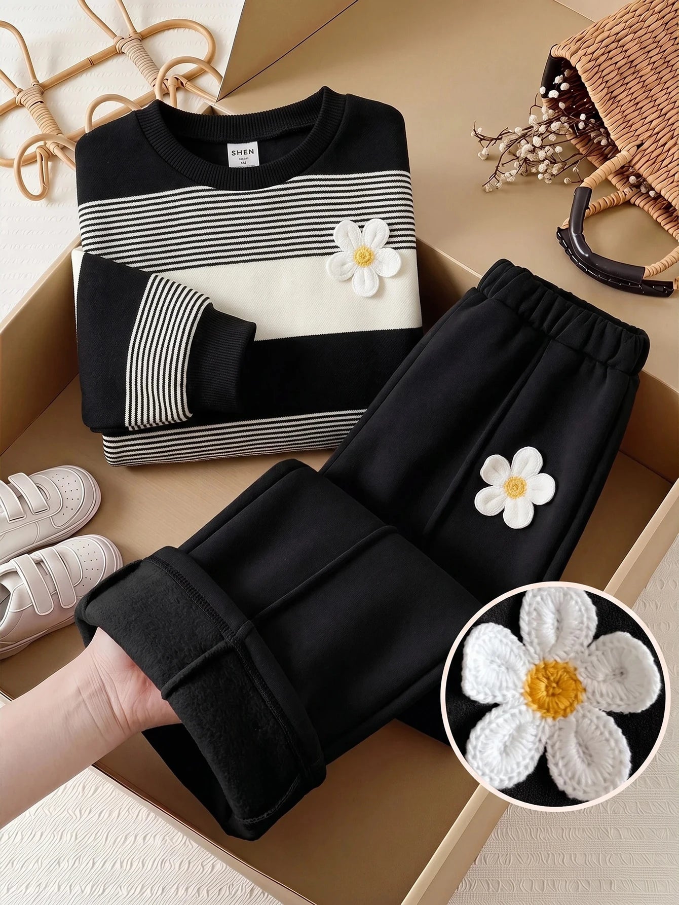 Girl 3D Floral Kids Decor Striped Long Sleeve Sweatshirt And Sweatpants Casual Set