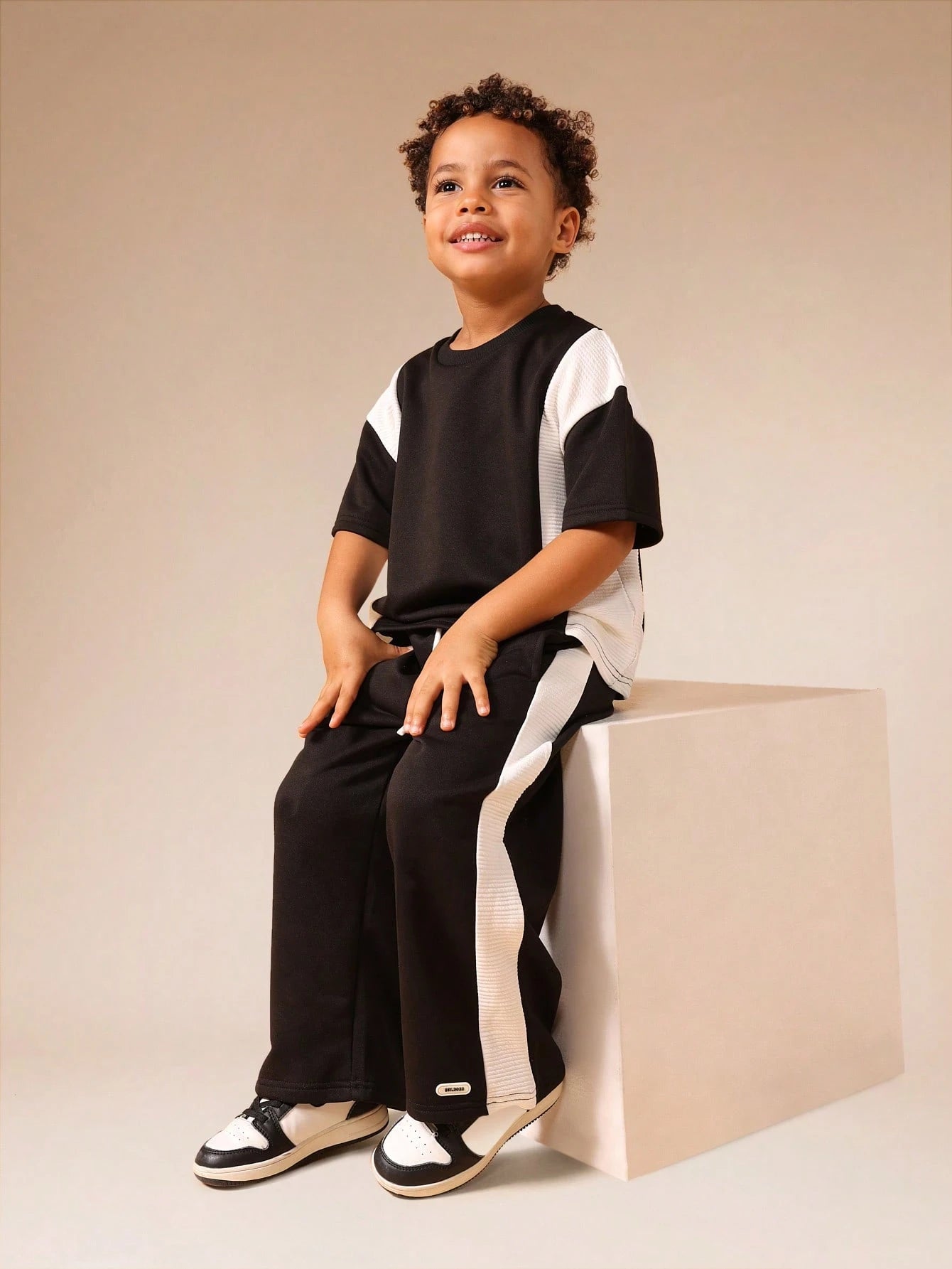SUMWON Boys Striped Short Sleeve T-Shirt And Joggers Co-Ord Set