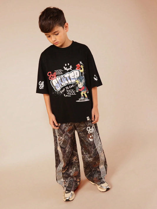 Oversized Graphic Print T-Shirt And Camo Cargo Pants Set With Side Stripes Multicolor