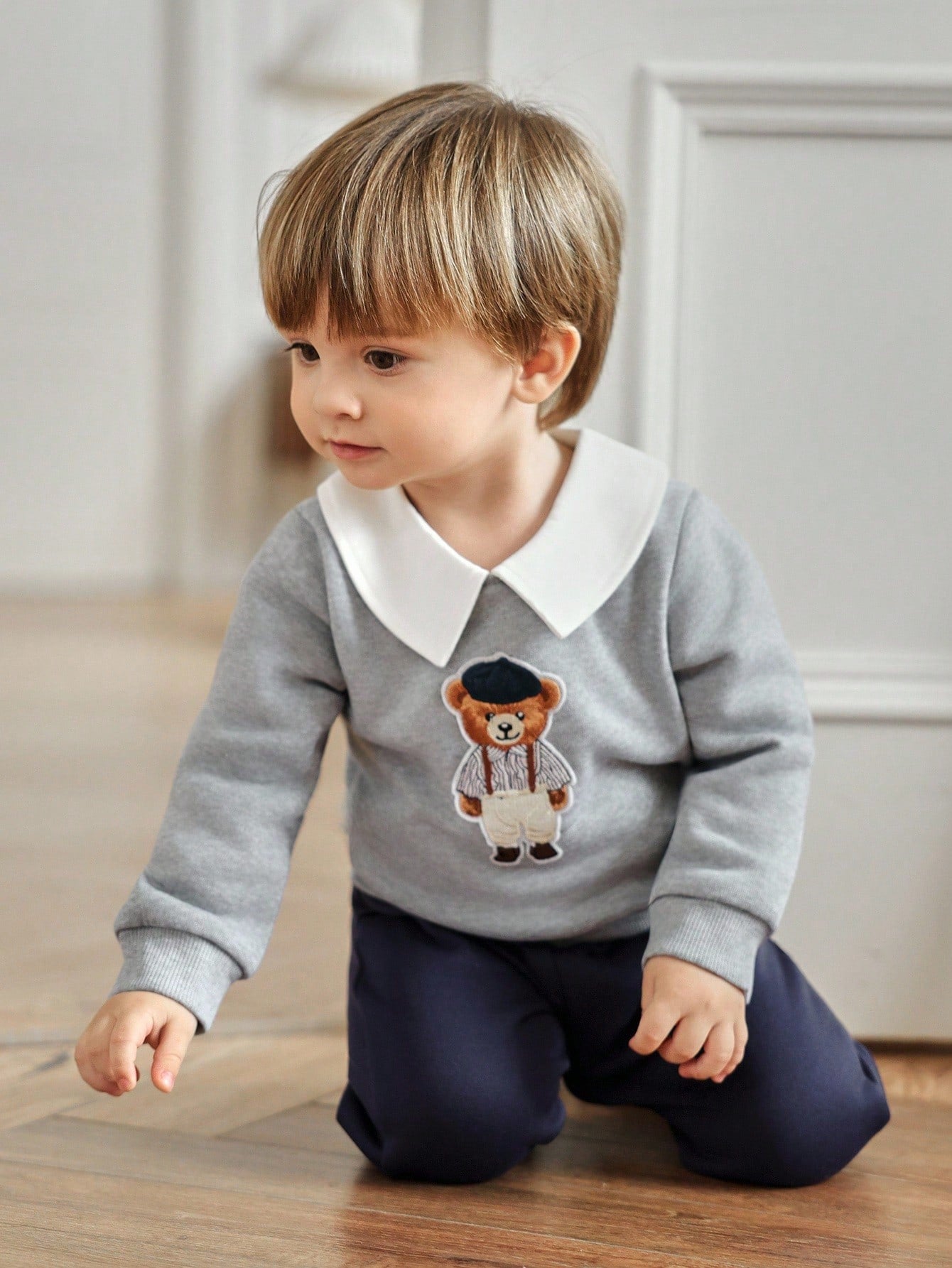 Bear Embroidery Peter‑Pan Collar Sweatshirt & Jogger Pants Casual Outfit