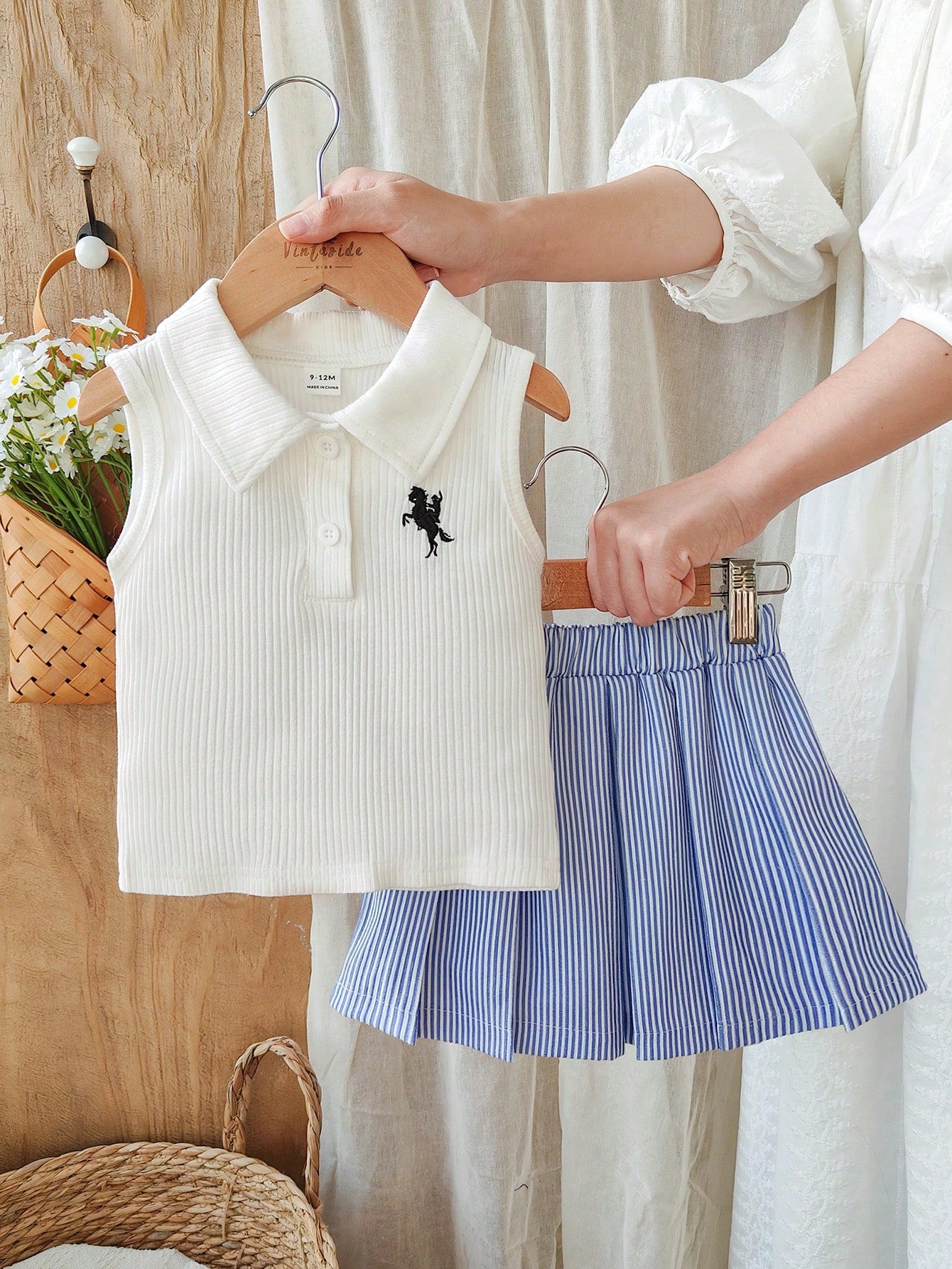 Little Horse Embroidery Tank Top And Blue White Skirt