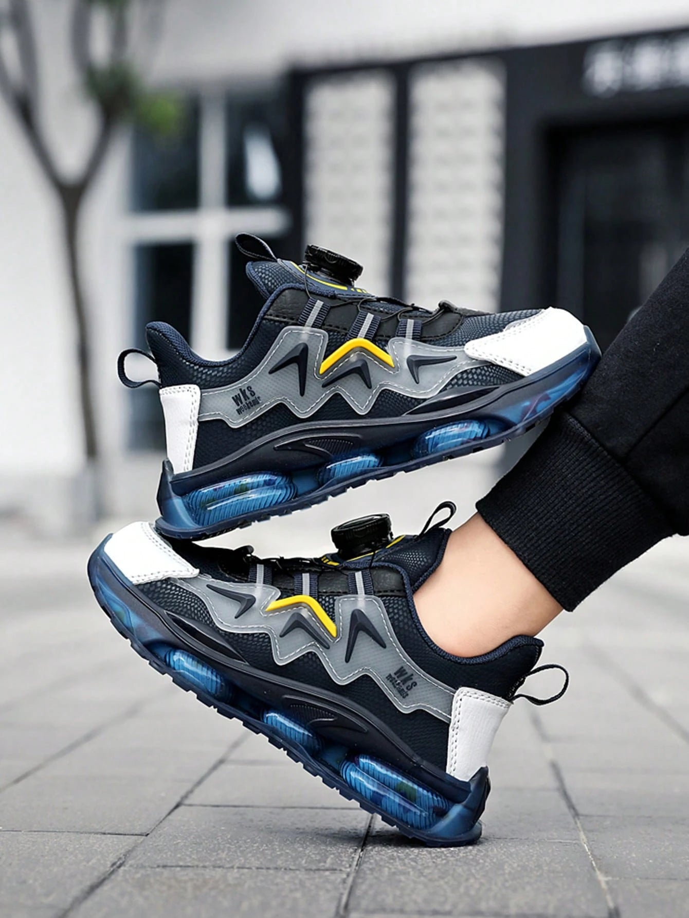 Athletic Shoes With Quick Release Buckle, Double-layer Mesh, Shockproof Sole
