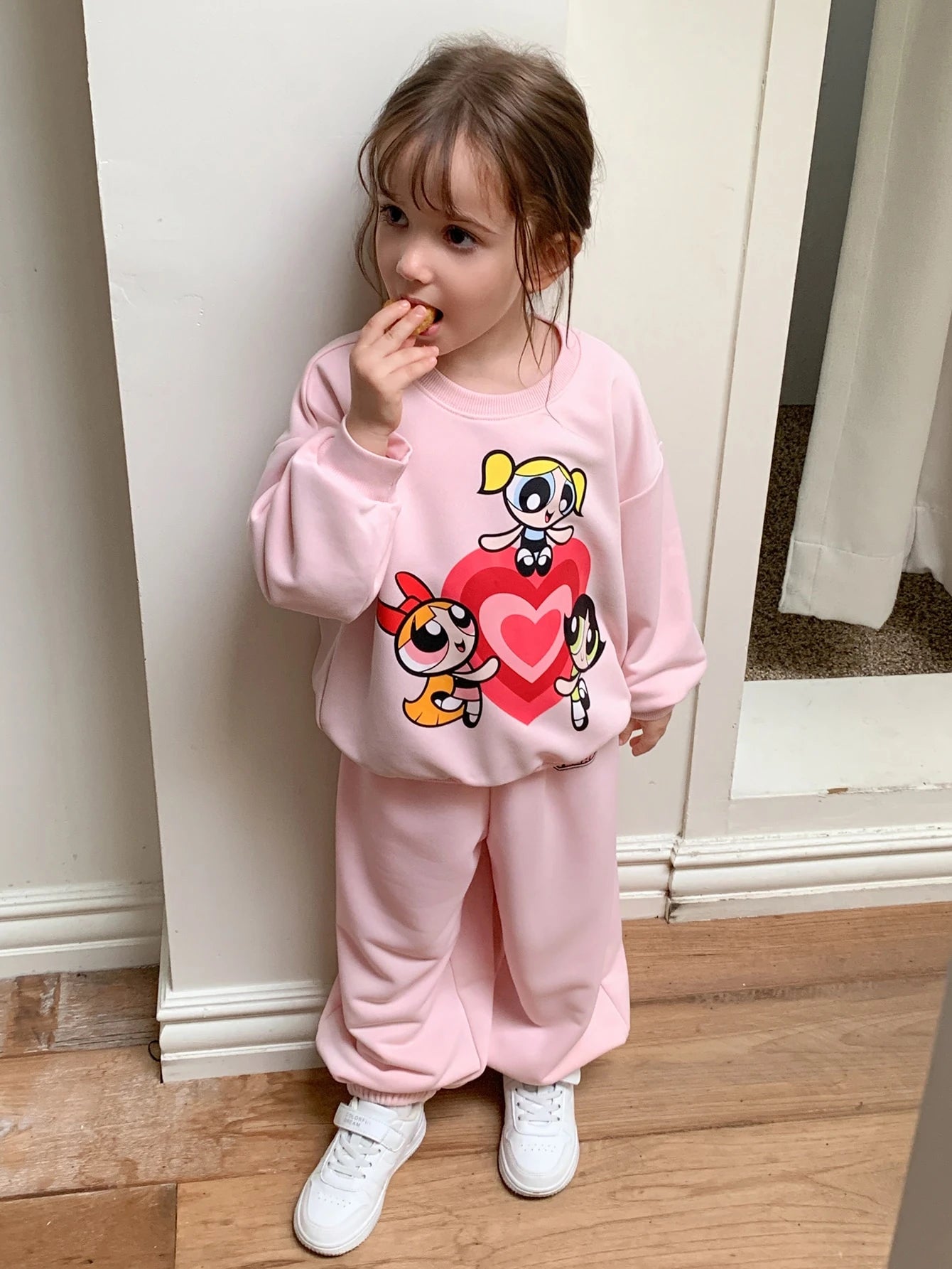 Heart Print Fleece Sweatshirt And Jogger Pants 2 Pieces Set Fall