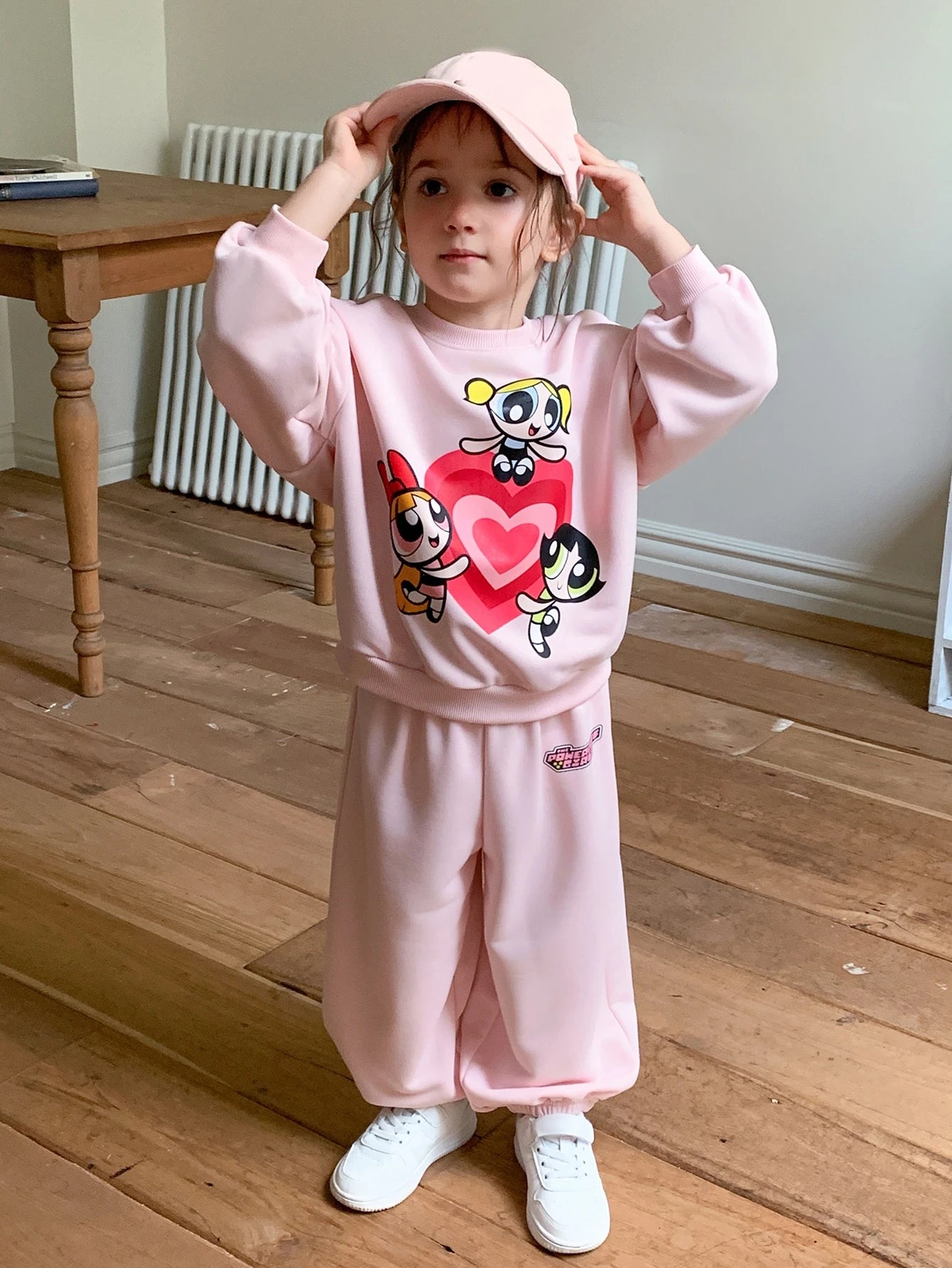 Heart Print Fleece Sweatshirt And Jogger Pants 2 Pieces Set Fall