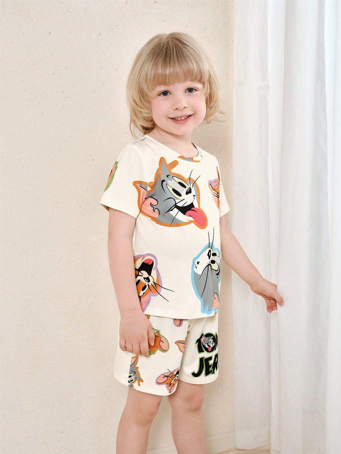 Young Boy Cartoon Print Crew Neck Short Sleeve Top And Shorts