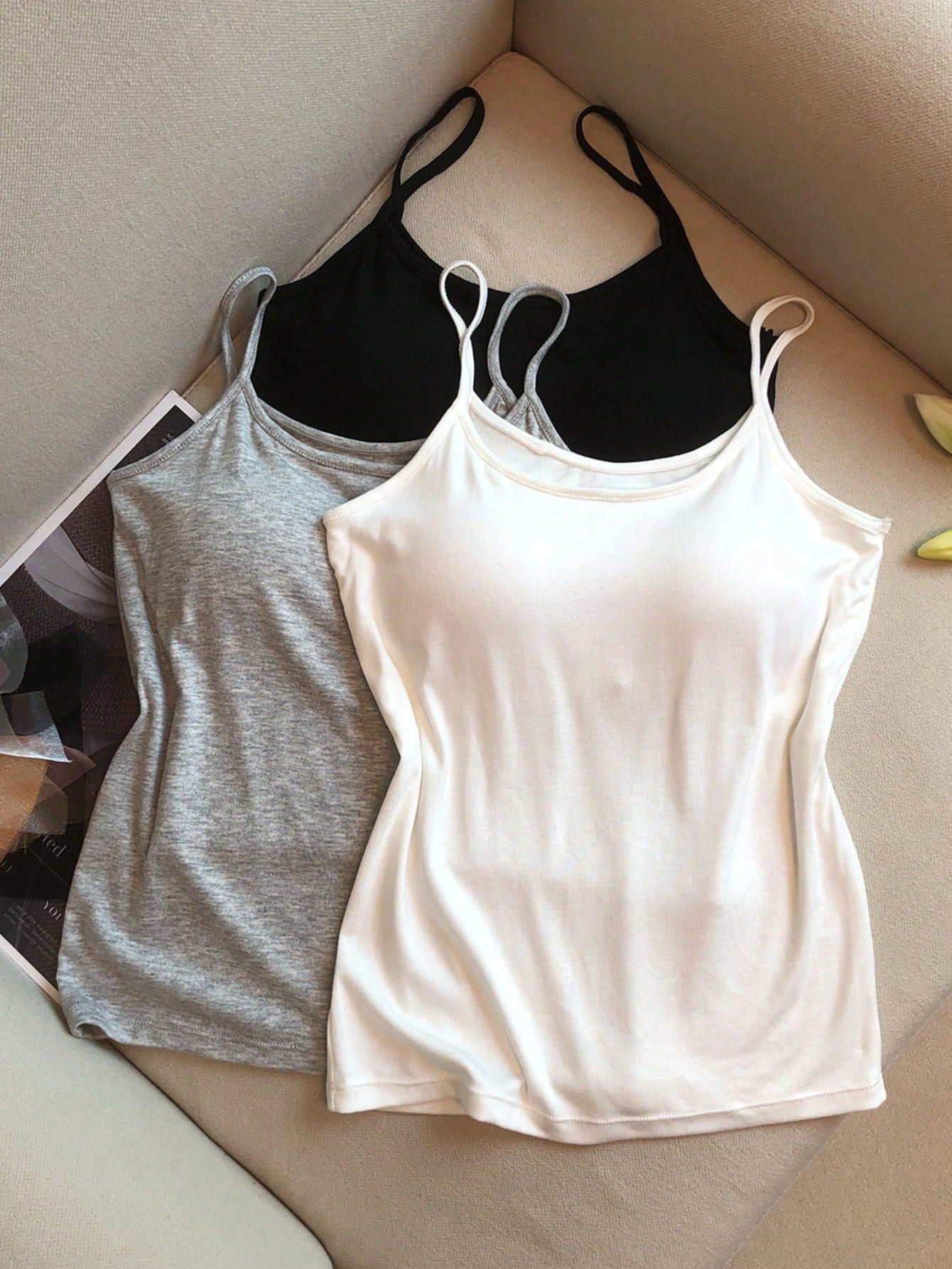 Solid Color U-Neck Casual Tight Tank Top 3-Piece Set Multicolor