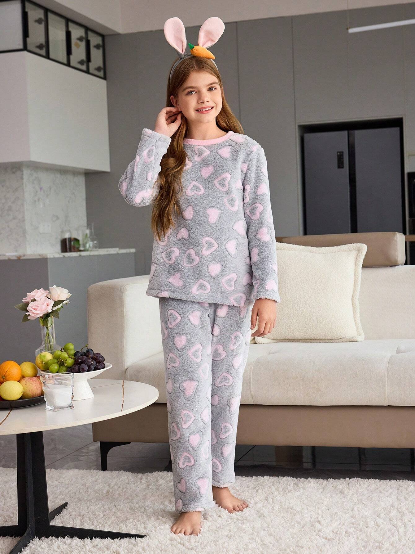 Tween Girl Pajamas - Comfortable & Warm Gray Minimalist Fashionable Plush Heart Pattern