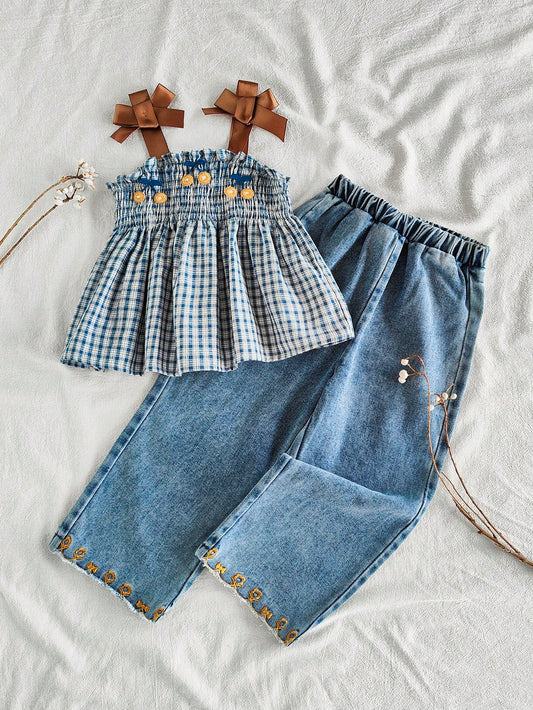 Young Girl's Solid Color Camisole And Pants